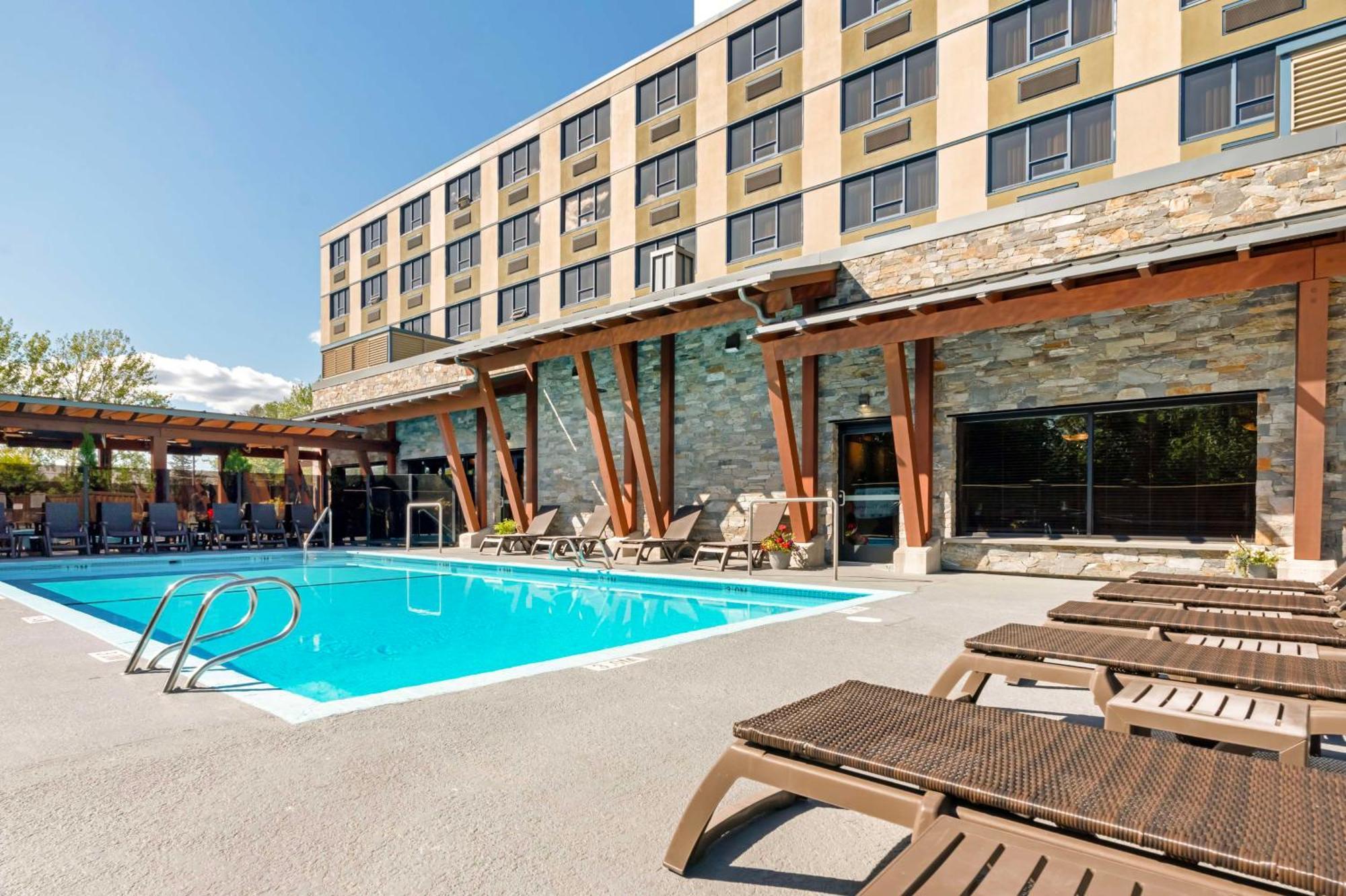 Best Western Plus Barclay Hotel Порт-Алберни Экстерьер фото